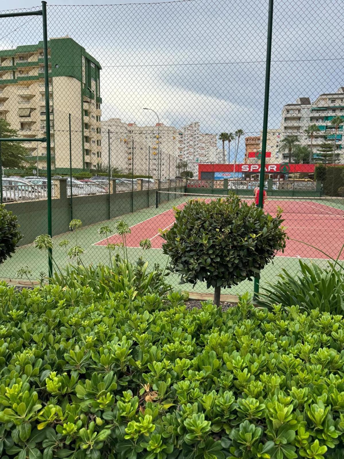 Апартаменты Laramar Playa de Gandia Экстерьер фото